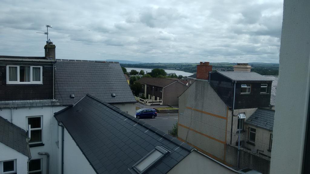 Fairman House Backpackers Bed & Breakfast Londonderry Rom bilde