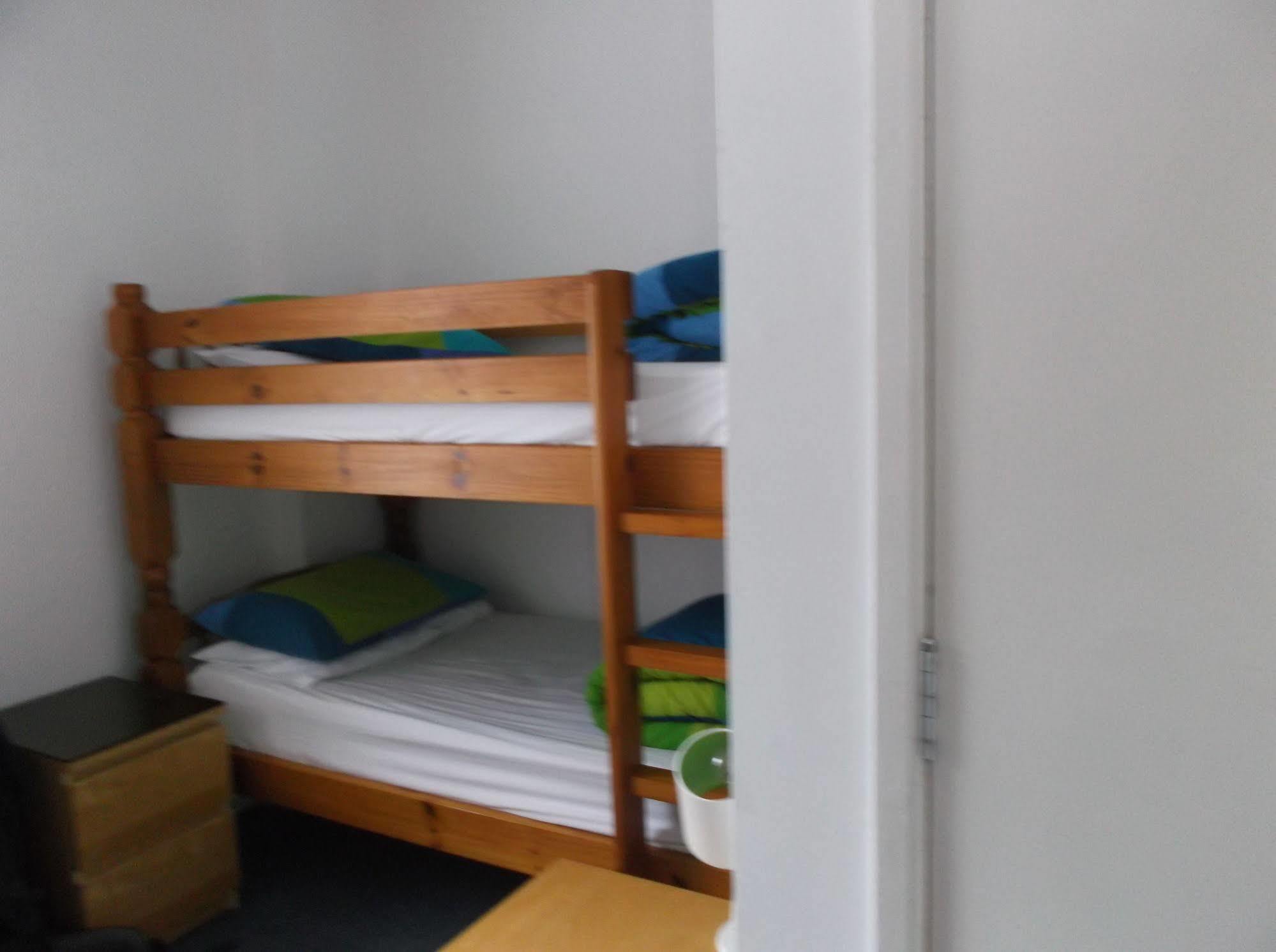 Fairman House Backpackers Bed & Breakfast Londonderry Eksteriør bilde